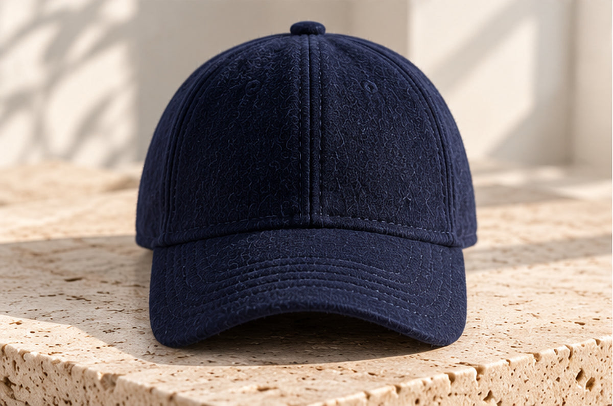 The Cap en azul oscuro