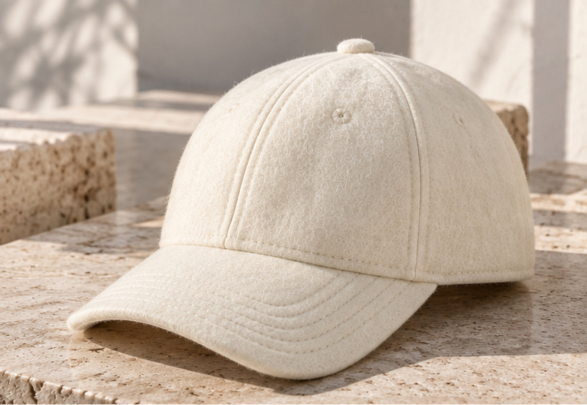 The Cap en color ivory