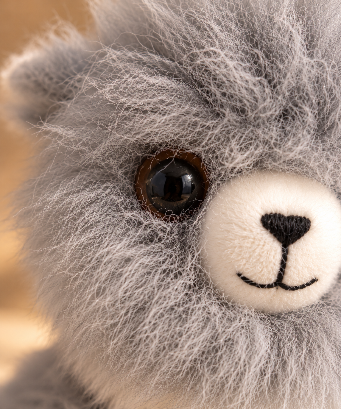 Detalle del rostro de The Collectible en color gris